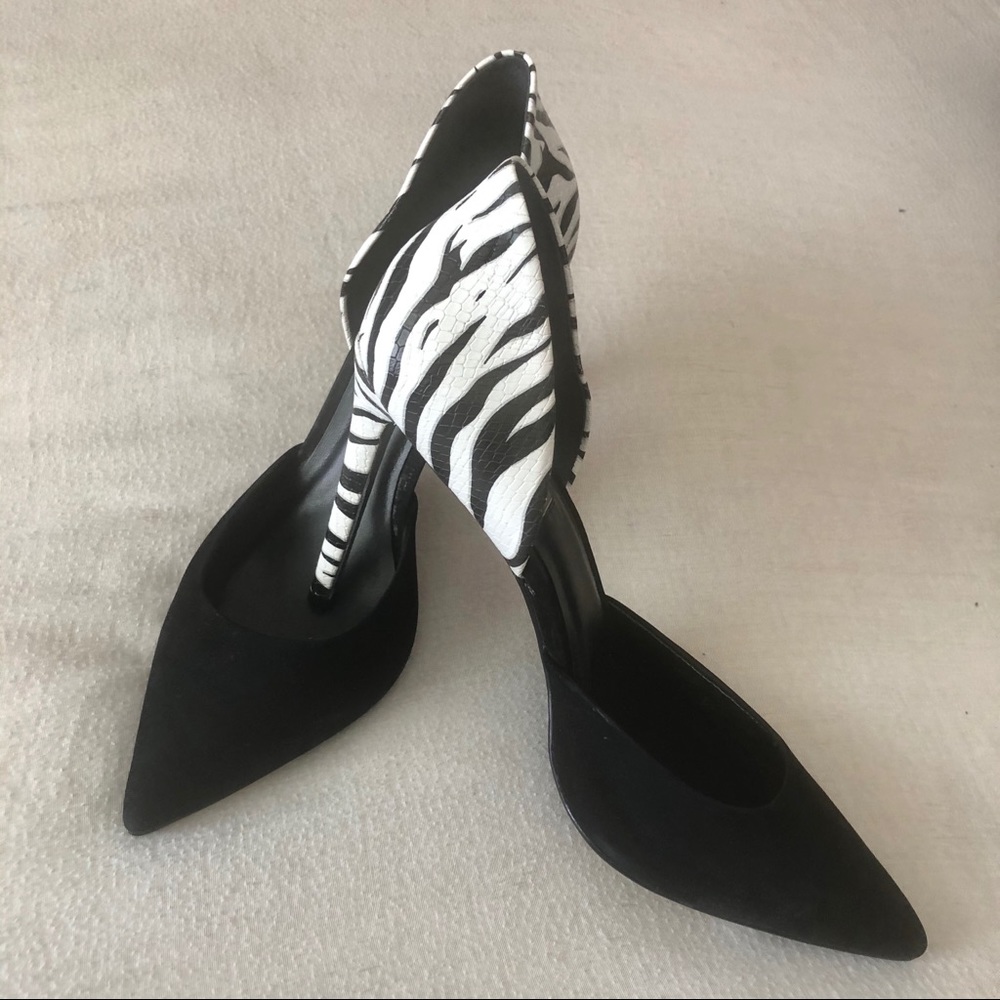 NWT Steve Madden Hypnotic Zebra heels - Sz. 11